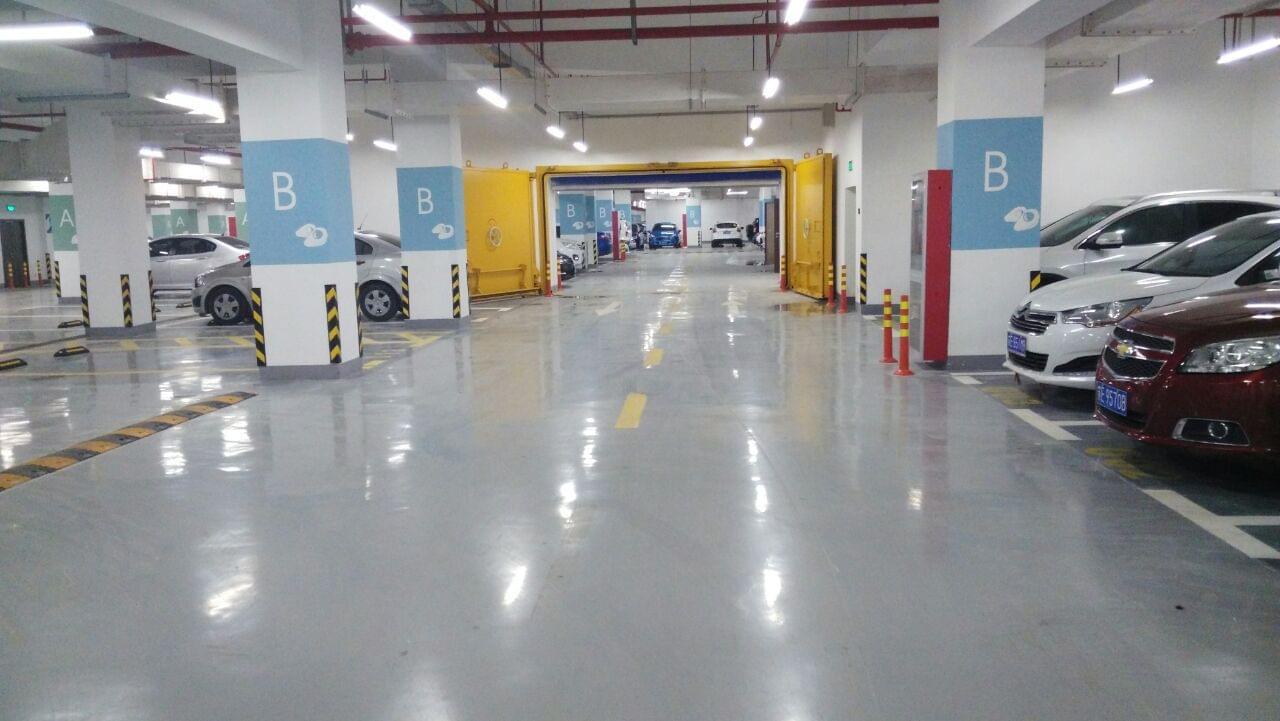 東莞地下停車場地坪